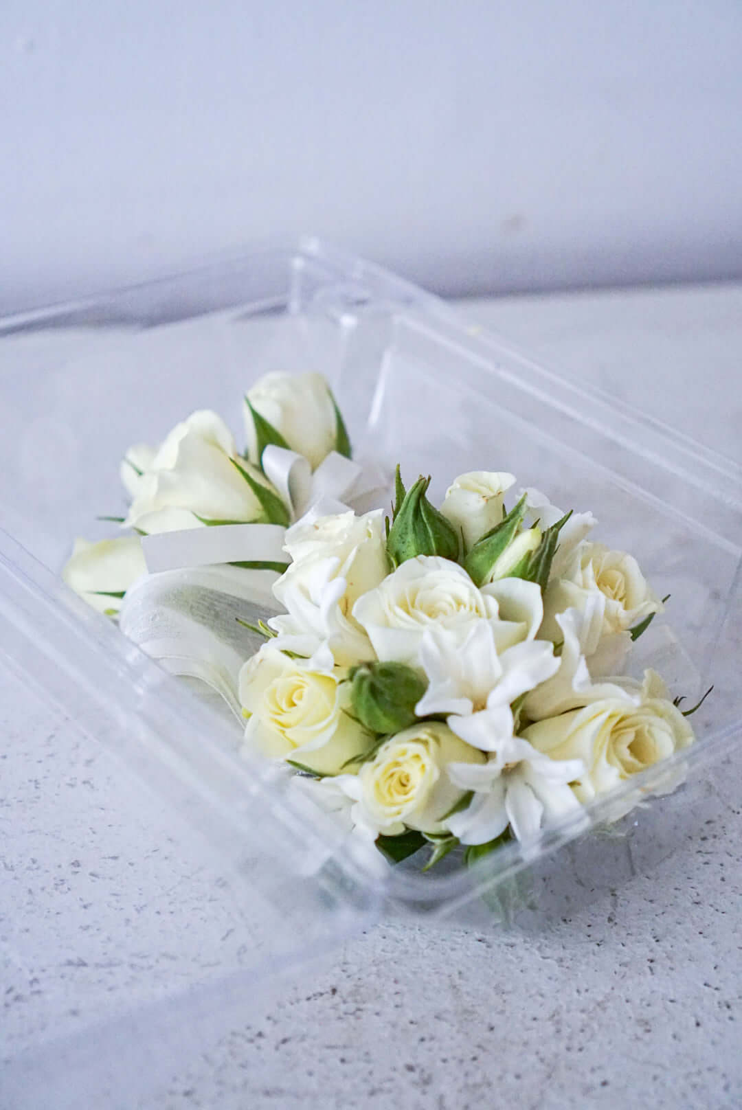 The Flower Nook a Toronto Florist using premium flowers that are professionally arranged, hand-delivered throughout Toronto and GTA