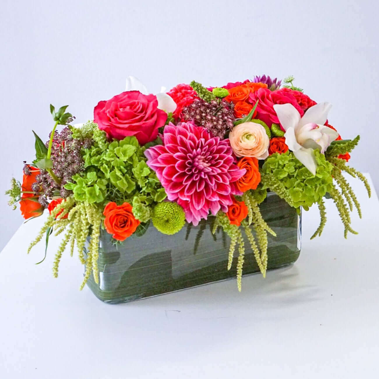 The Flower Nook a Toronto Florist using premium flowers that are professionally arranged, hand-delivered throughout Toronto and GTA