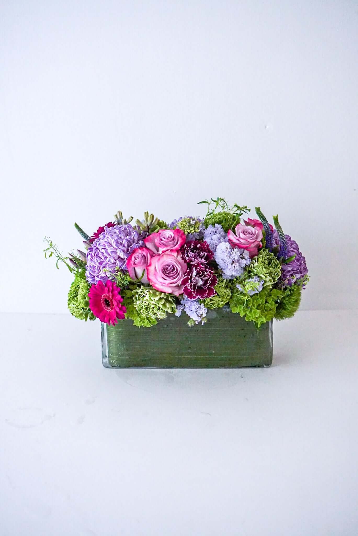 The Flower Nook a Toronto Florist using premium flowers that are professionally arranged, hand-delivered throughout Toronto and GTA