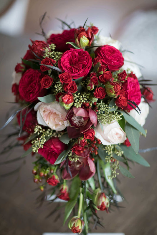 Cascade/Tear-drop Bridal Bouquet