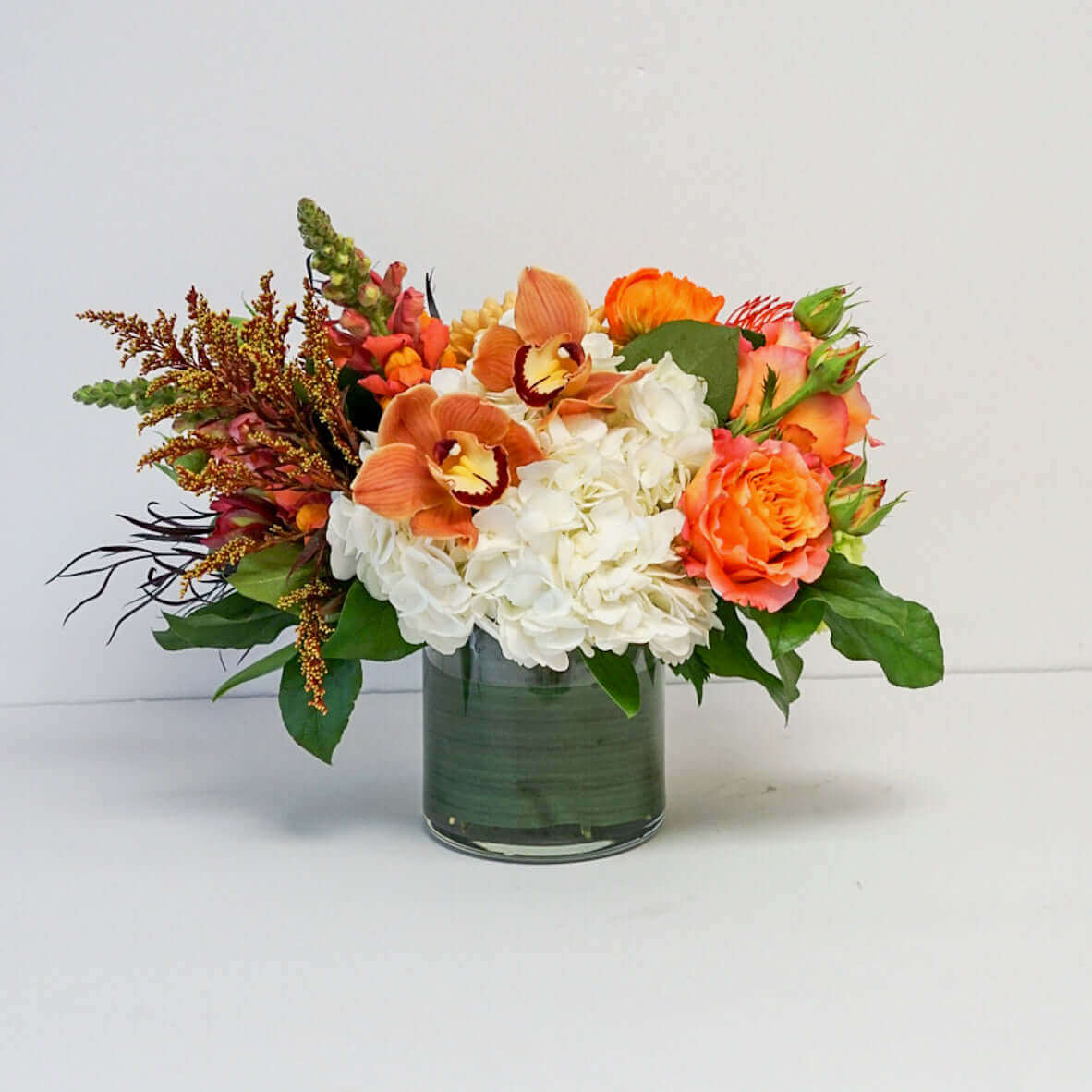 The Flower Nook a Toronto Florist using premium flowers that are professionally arranged, hand-delivered throughout Toronto and GTA