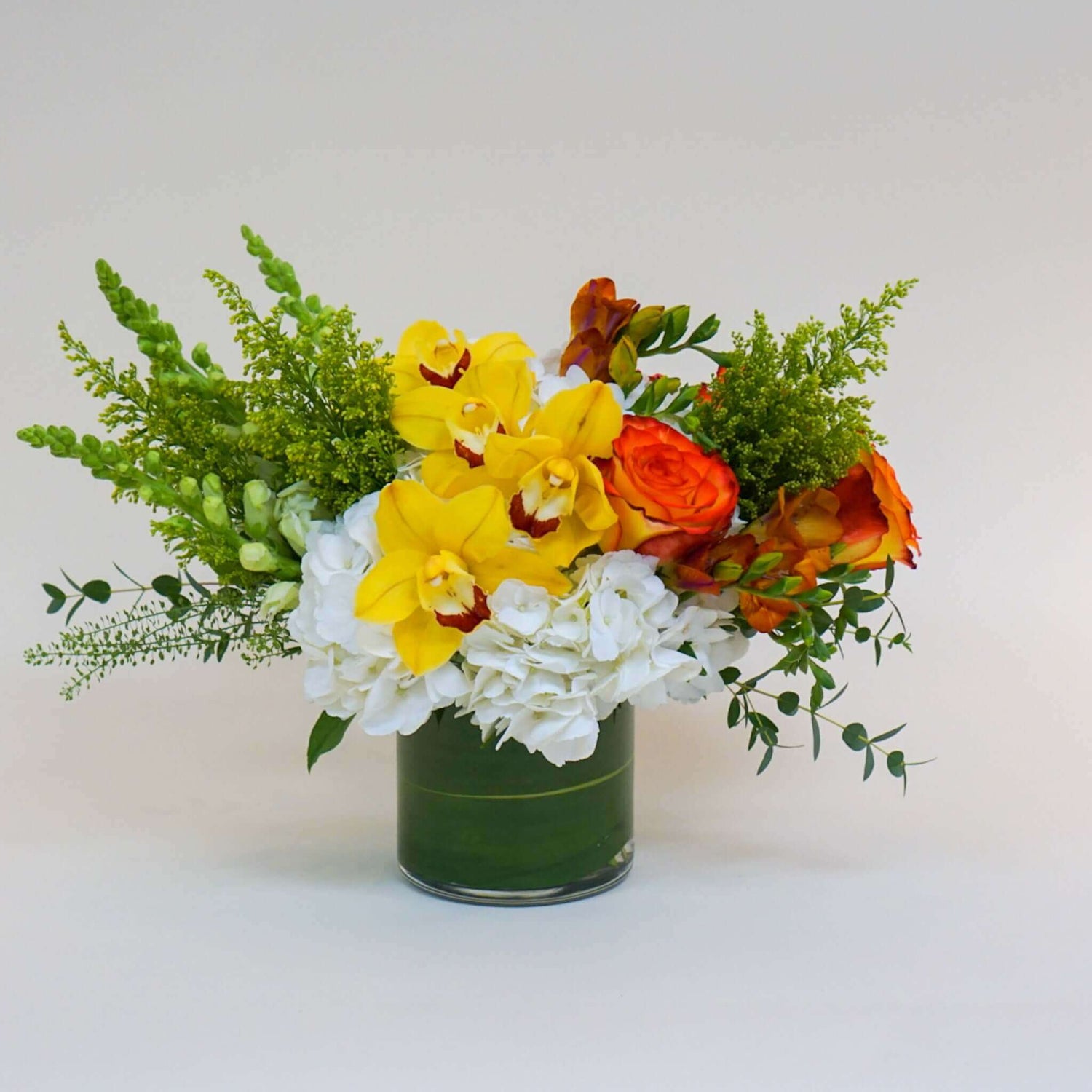 The Flower Nook a Toronto Florist using premium flowers that are professionally arranged, hand-delivered throughout Toronto and GTA